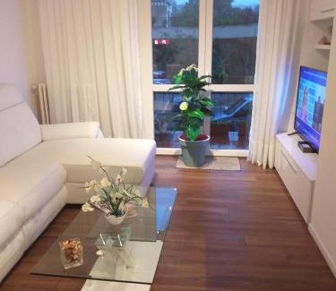 Sesto Calende Apartment | Discover Family-Friendly Stays at Sesto Calende Centro