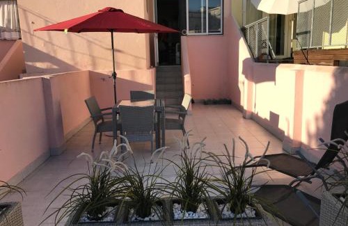 Sete Rios Apartment | Enjoy Sete Rios Near Zoo Lisboa with Free Wifi & Dining