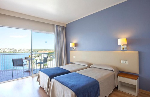 Es Castell Hotel | Experience Seth Agamenon: 4-Star Oceanfront Retreat