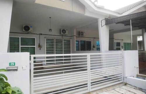 Chemor House | Setia Homestay Chemor Setia