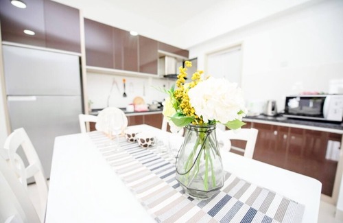 Puchong Apartment | Experience Setiawalk: Family-Friendly with Pool Access