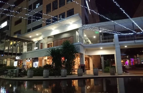 Puchong Apartment | Experience Setiawalk: Family-Friendly with Pool Access