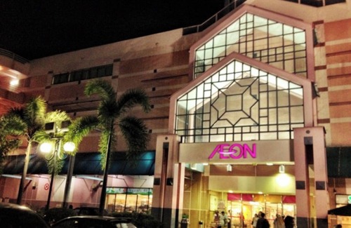 Puchong House | Convenient Getaway at Setiawalk Puchong near LRT