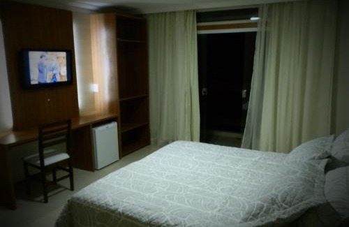Setiba Hotel | Relax at Setiba Pousada Park with Oceanfront Amenities
