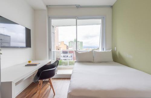 Se Apartment | Comfortable Stay with Pool Near Metro in Central SP