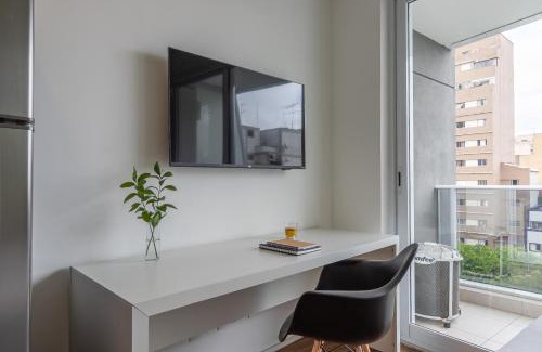 Se Apartment | Comfortable Stay with Pool Near Metro in Central SP