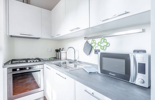 Settignano Apartment | Cozy Settignano Apartment with Private Parking & Breakfast