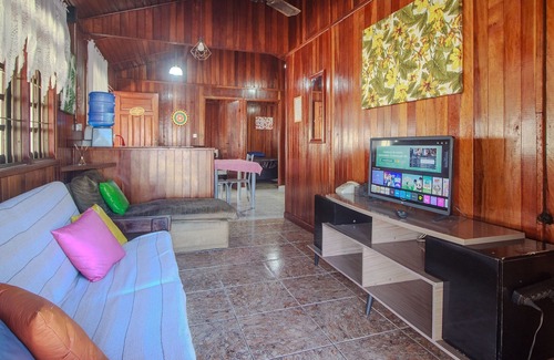 Tupy House | Relaxing Beachfront Retreat with Spa, Pool & More!