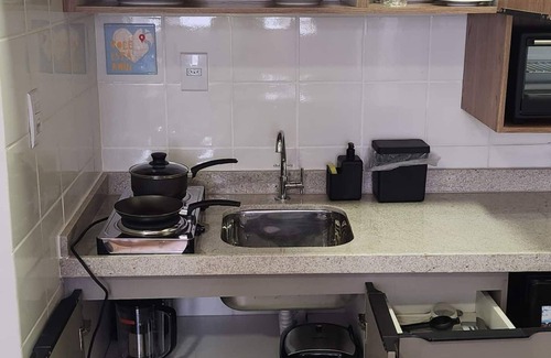 Lourdes Apartment | Discover Seu Lugar em Beagah: Pet-Friendly Retreat