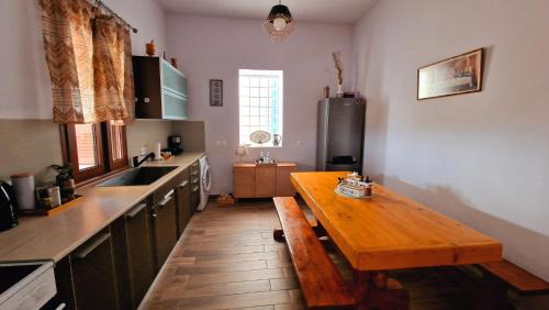 Monolithos House | Pet-Friendly Seva Monolithos House with Perfect 10/10 Score