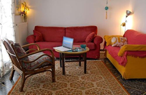 Rafina-Pikermi Apartment | Pet-Friendly Retreat at Sevasti Rafina with 9/10 Rating
