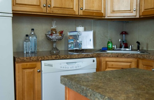 Warwick Apartment | Cozy Studio Retreat at Seven Arches in Warwick