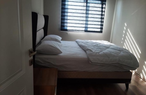 Yomra Apartment | Experience Comfort at Seven Blue Apart: Family-Friendly Stays