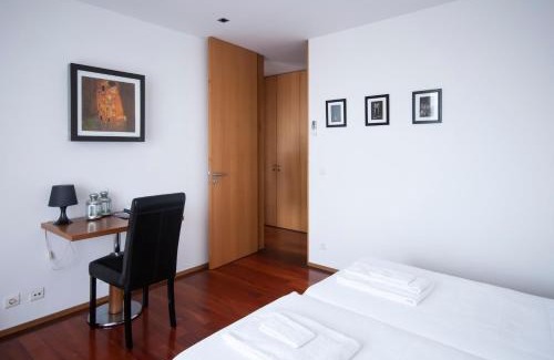 Carrazeda de Ansiaes House | Explore Seven Books House: Family-Friendly Escape Awaits