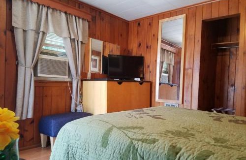 Lake George Cabin | Budget-Friendly Seven Dwarfs Cabins with Pool Access