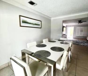 Palm Aire Village West House | Pet-Friendly 7 Heaven Fort Lauderdale with Heated Pool