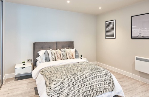 Bracknell Apartment | Seven Living Bracknell - Luxurious & Chic Studio Apartments
