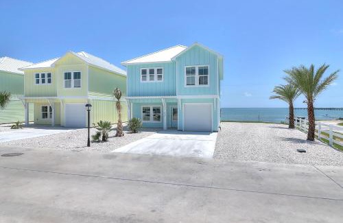 Fulton House | Explore Seven Palms: Family-Friendly with Hot Tub Bliss