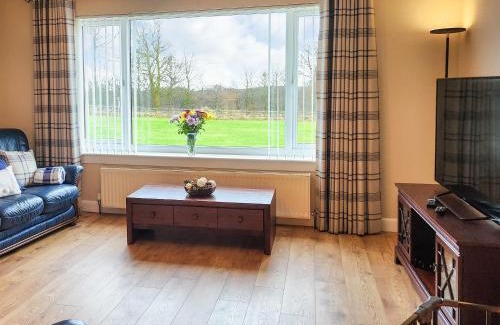 Airdrie House | Pet-Friendly Retreat at Seven Seasons with Top Reviews