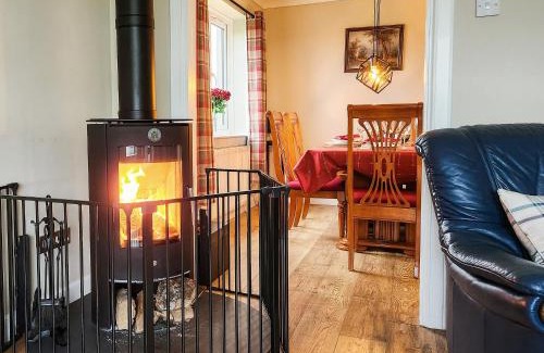 Airdrie House | Pet-Friendly Retreat at Seven Seasons with Top Reviews