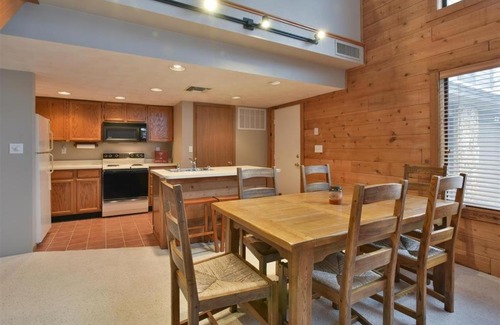 Seven Springs Apartment | Family-Friendly Seven Springs Sunridge Condo for 10 Guests