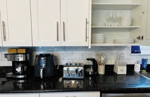 SeaTac House | Discover the Comfort of Seven Star Home Away From Home