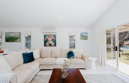 Yarrabin House | Discover Seven Tree Hill: Family-Friendly Homestead Awaits