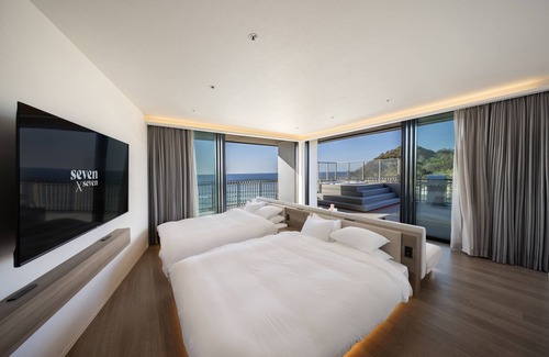 Nishi Ward Hotel | Eco-Friendly Retreat at Seven x Seven Itoshima, Rated 9.6