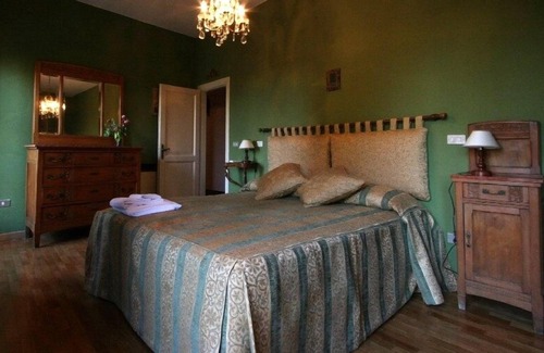 Impruneta House | Explore a Historic Villa Near Downtown Florence with Pool
