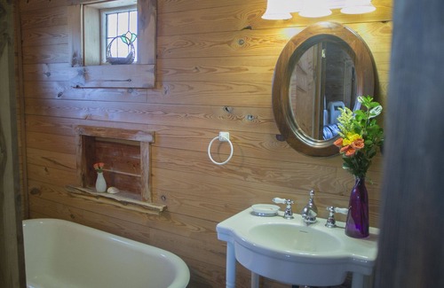 Jasper Bed & Breakfast | Relax at Seventy-four Ranch: Spa & Family-Friendly Retreat