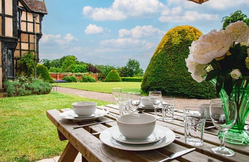 Hanley Castle House | Experience Severn End: Historic 15th Century Manor Stay