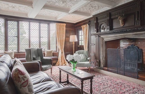 Hanley Castle House | Experience Severn End: Historic 15th Century Manor Stay