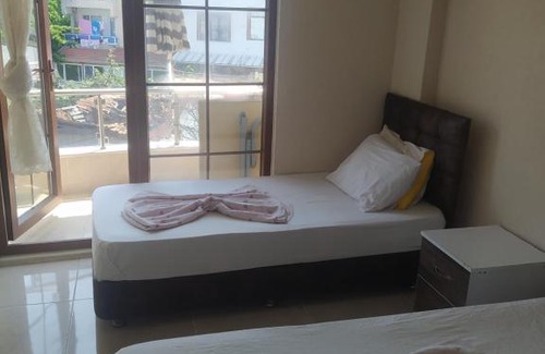 Marmara Apartment | Family-Friendly Stay at Sevgi Motel with Great Amenities