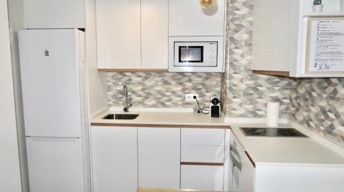 San Lorenzo Apartment | Discover Sevilla Alameda PG Apartamentos - Family-Friendly Stay