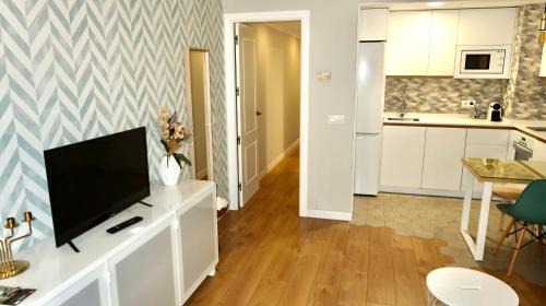 San Lorenzo Apartment | Discover Sevilla Alameda PG Apartamentos - Family-Friendly Stay