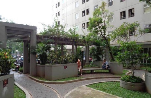Jakarta Apartment | Discover Comfort at Sewaunitkalcit: Family-Friendly Stay