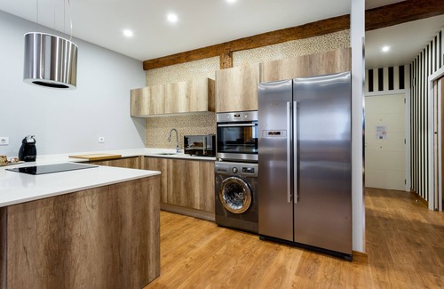 Santander Apartment | Top-Rated SF Avenue Santander: Spa & Family-Friendly Stay