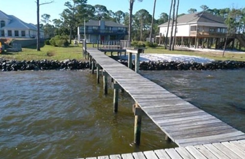 Innerarity Grants House | Beach House Retreat on Perdido Bay with Private Pier