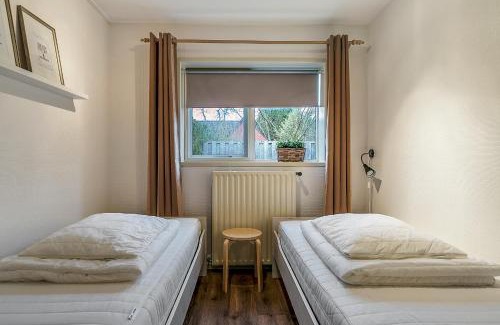 Bakkeveen Apartment | Cozy 6-Person Apartment with Family-Friendly Amenities