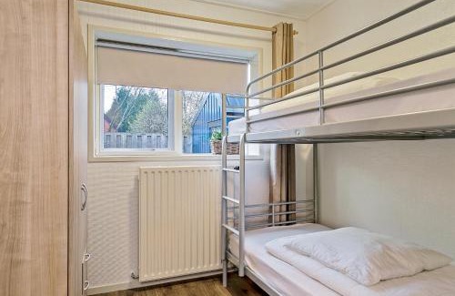 Bakkeveen Apartment | Cozy 6-Person Apartment with Family-Friendly Amenities