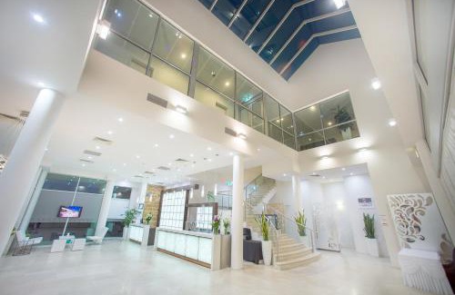 Modbury Hotel | Elegant Sfera's Park Suites & Convention Centre Await You