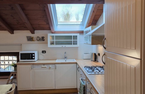 Pacengo Apartment | Family-Friendly Oblò Apartment in Scenic Pacengo