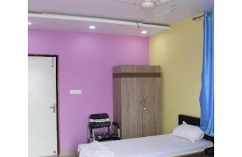 Darbhanga House | Family-Friendly SG Palace: A Budget Retreat in Darbhanga