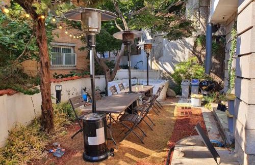 Seongbuk-dong House | Ideal Sg Tailored Serviced Home Near Metro & Family Friendly