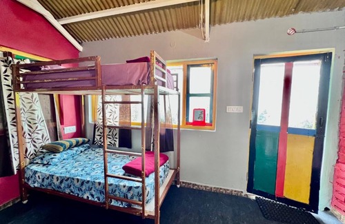 Vattakanal House | Family-Friendly SH Rooms with Pet Accommodations