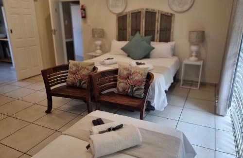New Redruth House | Welcoming Sha-Mani Guesthouse with Pool and Child-Friendly Fun