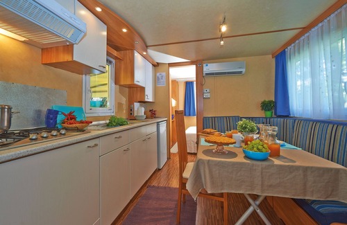 Baia Domizia Ski Chalet | Explore Belvilla by OYO Baia Domizia: Family-Friendly Retreat