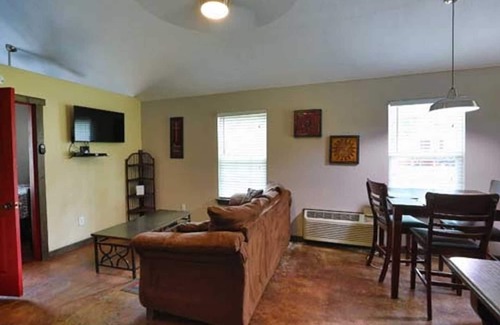 Hugo Cabin | Modern Cabin at Shady Oaks RV Resort - Family Friendly Retreat