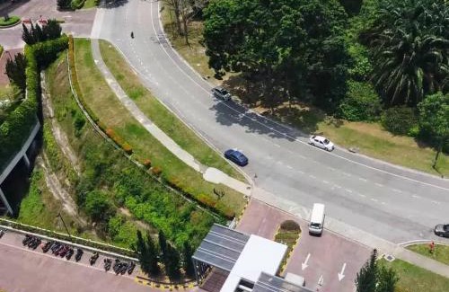 Cyberjaya Apartment | Shaftsbury Studio Cyberjaya SAME DAY CHECK IN & CHECK OUT at 10am To 8pm Work From Home FREE Parking & wifi
