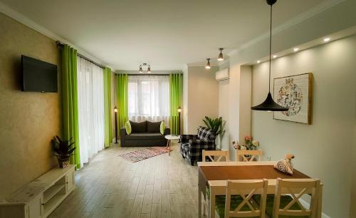 Plovdiv Old Town Apartment | Shahbazian House: Guest Rated 10/10 & Family-Friendly Stay